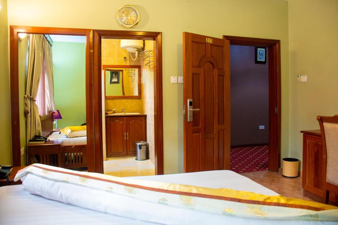 Lush Garden Business Hotel Arusha Exterior foto