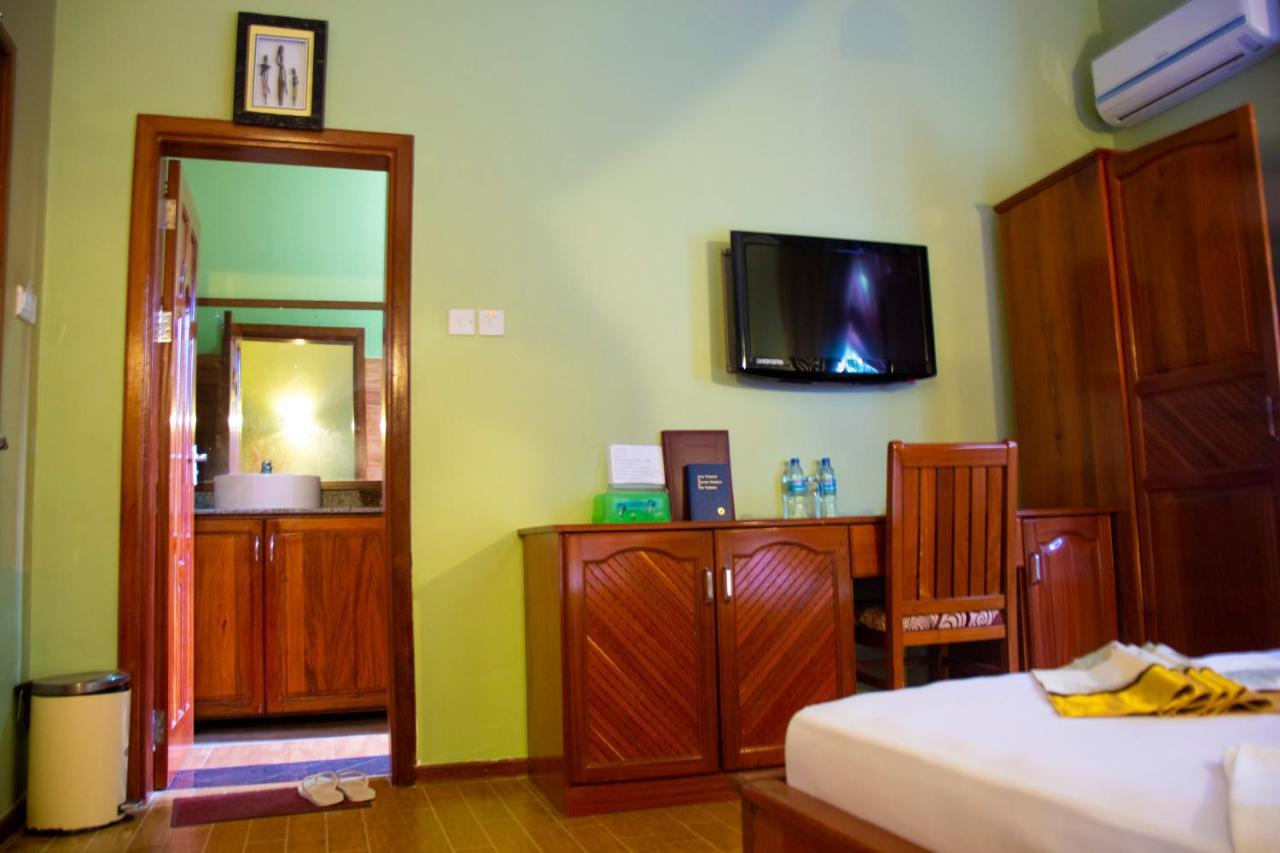 Lush Garden Business Hotel Arusha Exterior foto