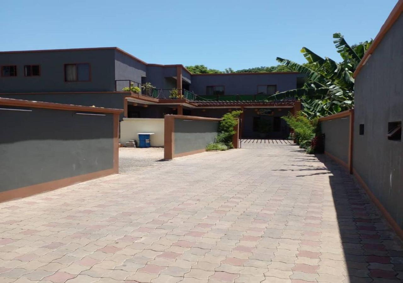Lush Garden Business Hotel Arusha Exterior foto